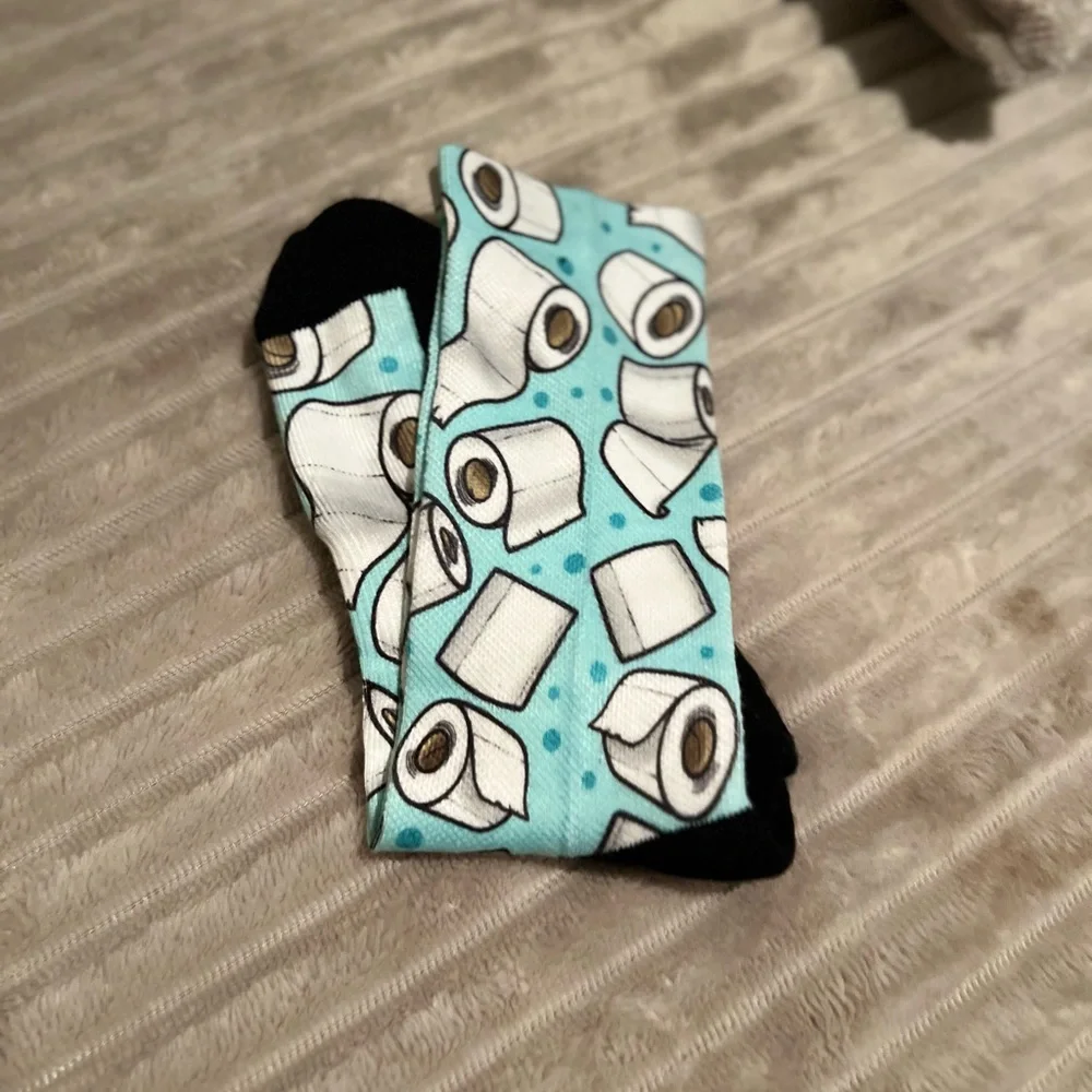 Fun Toilet Paper Pattern Socks - Picture 3 of 4